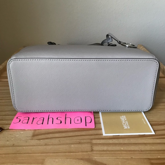 🌼Michael Kors Set - Picture 16 of 16